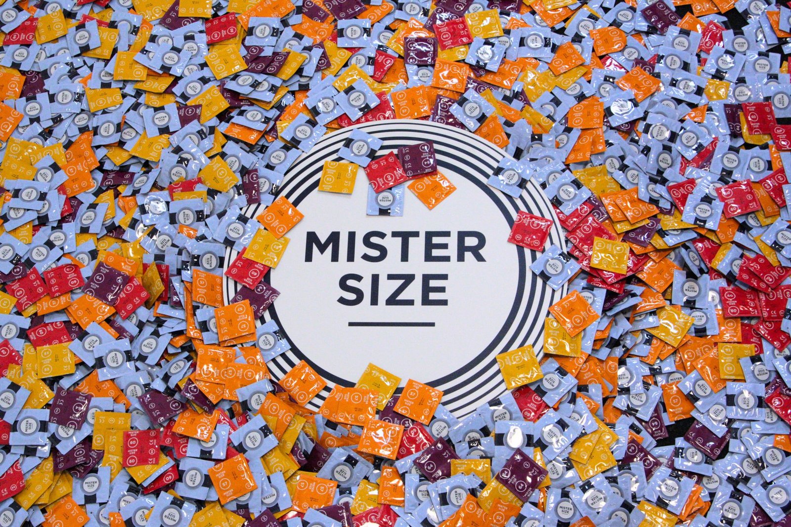 Bao cao su khác nhau từ Mister Size với chiều rộng danh nghĩa khác nhau